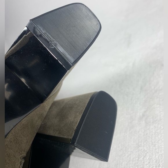 NEW DKNY Women's Cilli Microsuede Block Heel Knee-high Boot Beige Size 8.5M - Picture 5 of 16